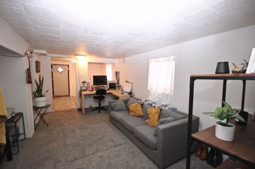 3219 Keeler Ave, Chicago IL 60652-3613 exterior