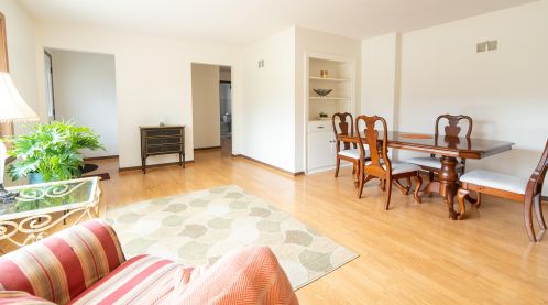 8733 Spruce Rd, Milwaukee WI 53217-1520 exterior