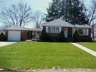 108 Brandt Ave, Vermilion, OH 44001-1409