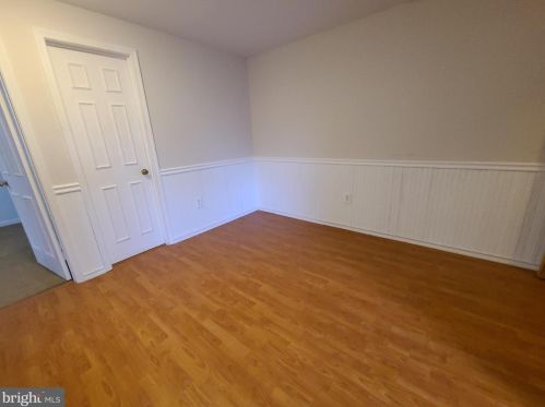 7443 Duddington Dr, Alexandria VA 22315-3849 exterior