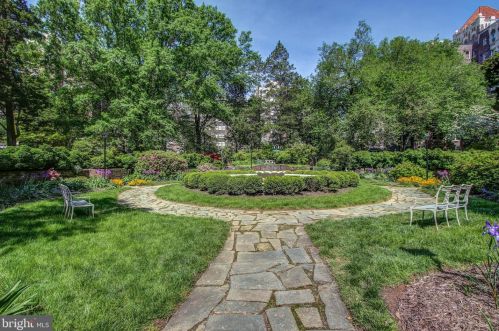 3900 Watson Pl, Washington DC 20016-5701 exterior