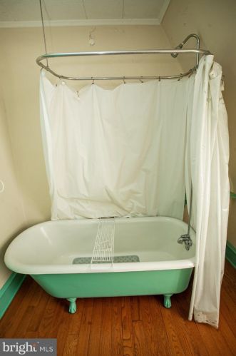 217 Harvey St, Philadelphia PA 19144-3818 exterior