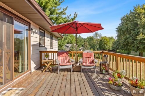 1001 76th St, Byron Township MI 49315-9319 exterior