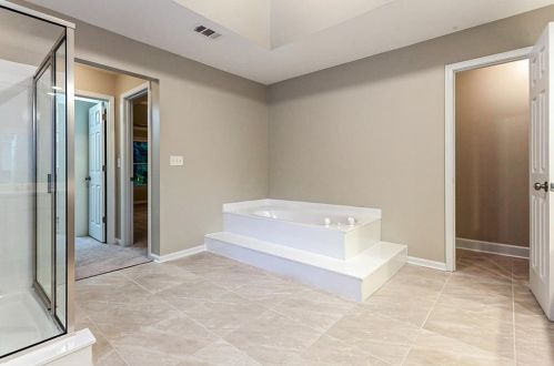 755 Glenridge Close Dr, Atlanta GA  30328-3476 exterior