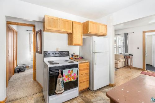 4815 Jay St, Duluth MN 55804-1552 exterior