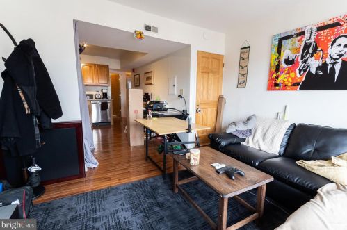 1208 Federal St, Philadelphia PA 19146-3828 exterior