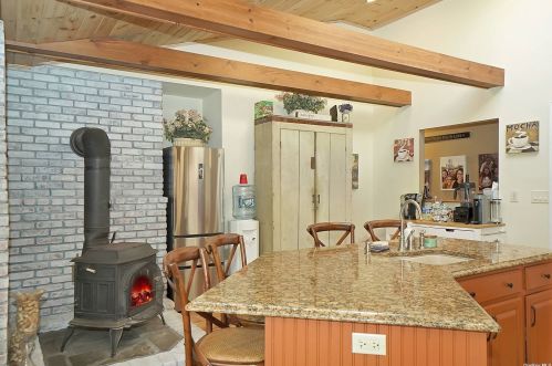 45 Grissom Way, Hauppauge NY 11788-4418 exterior