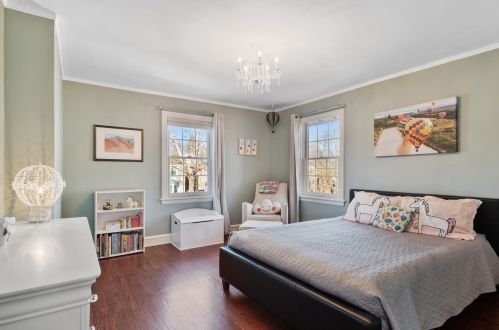 6215 Leona Ave, Chicago IL 60646-4811 exterior