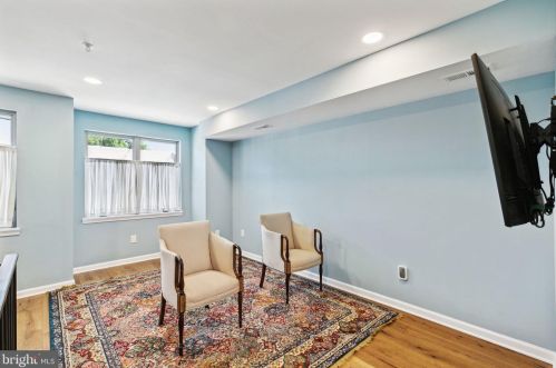 728 Daly St, Philadelphia PA 19148-3306 exterior