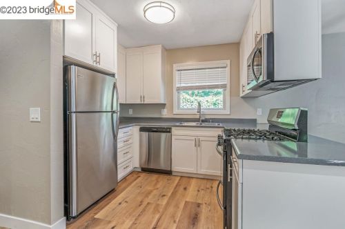 2620 Regent St, Berkeley CA 94704-3359 exterior