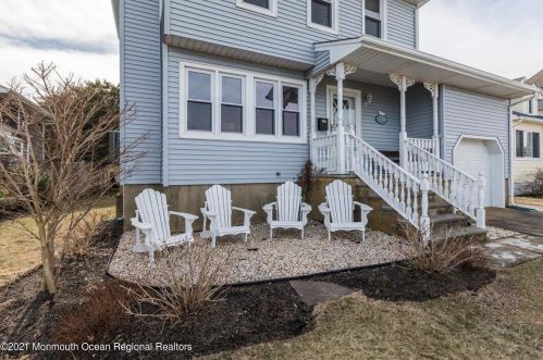 320 Elizabeth Ave, Point Pleasant Beach NJ 08742-4133 exterior