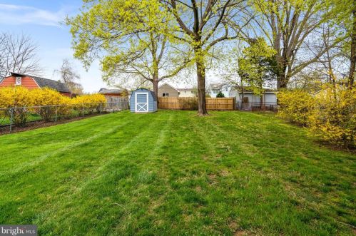 110 Central Ave, Trenton NJ 08610-3821 exterior