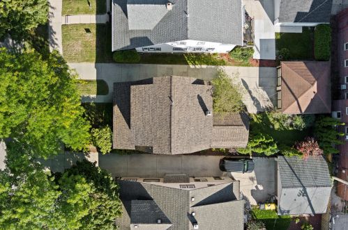 1901 Elmdale Ct, Milwaukee WI 53211-2342 exterior