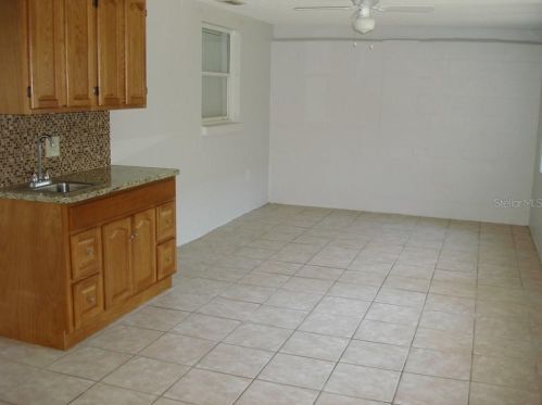 7811 Chasco St, Port Richey FL  34668-6415 exterior