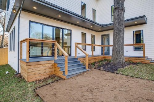 6811 Blessing Dr, Dallas TX 75214-2547 exterior