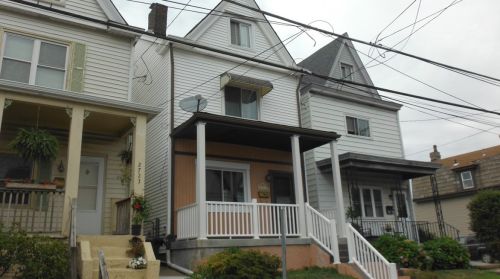 2725 Cobden St, Pittsburgh, PA 15203-2716