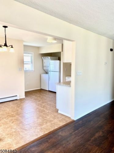 90 Wall St, Metuchen NJ  08840-2858 exterior