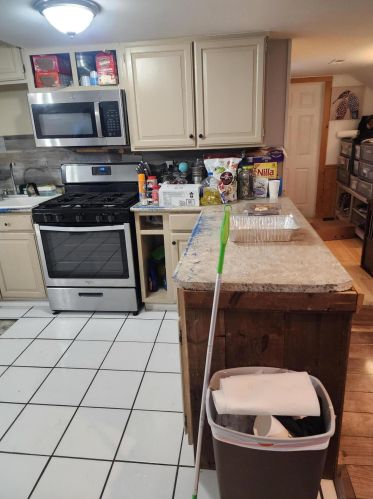 24648 Chestnut St, Dowagiac MI 49047-1902 exterior