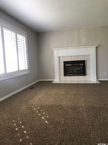 8826 1700, Sandy UT 84092-5169 exterior