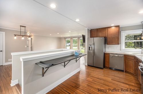 2160 Mayfair Ave, Meskegon MI 49441-3621 exterior