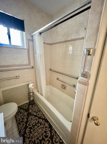 2502 18 St, Philadelphia PA 19132-3812 exterior