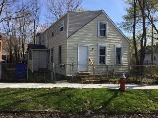 7407 Dudley Ave, Cleveland OH  44102-4124 exterior