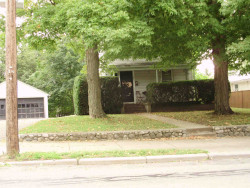 180 Cherry St, Newton, MA 02465-1242