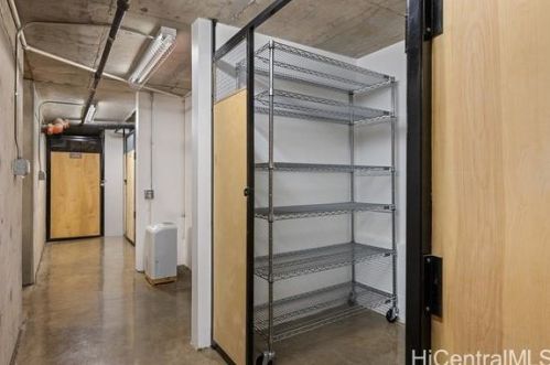 1820 Kaioo Dr, Honolulu HI  96815-1009 exterior