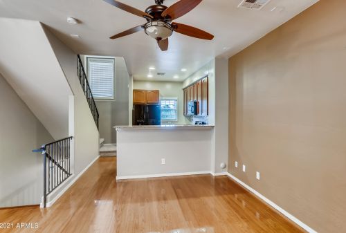 5706 21st Ter, Phoenix AZ 85040-3441 exterior