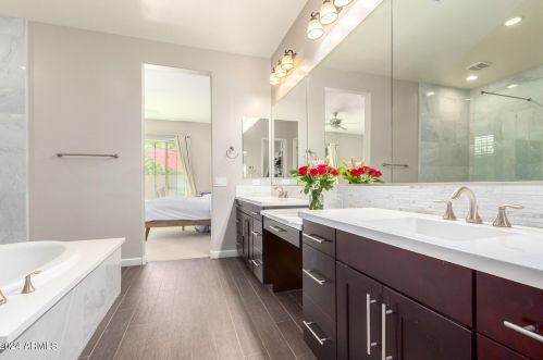 4820 Mingus Dr, Chandler AZ 85249-2052 exterior