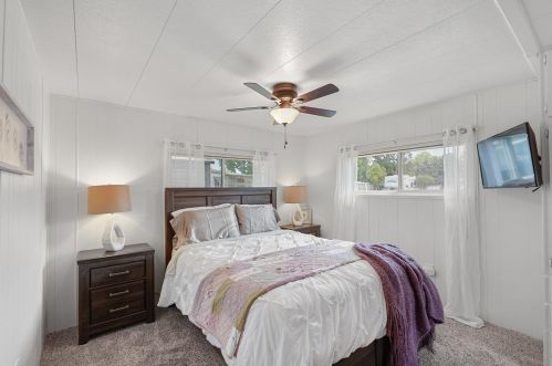 55 Cedar Cir, Folsom CA 95630-1755 exterior