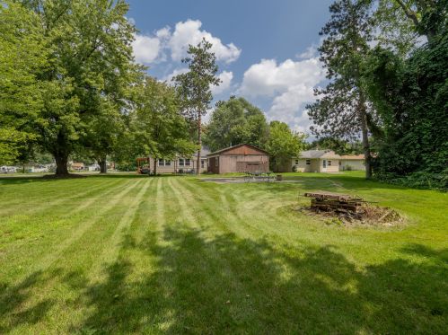 2263 Leigh Ave, Kalamazoo MI 49048-1140 exterior