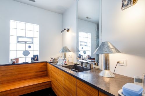 5330 Winnemac Ave, Chicago IL 60706-3407 exterior