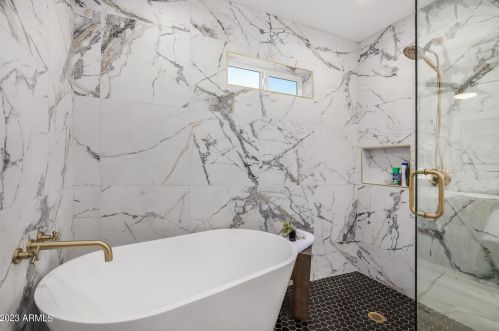 724 Cactus Wren Dr, Phoenix AZ  85021-8626 exterior