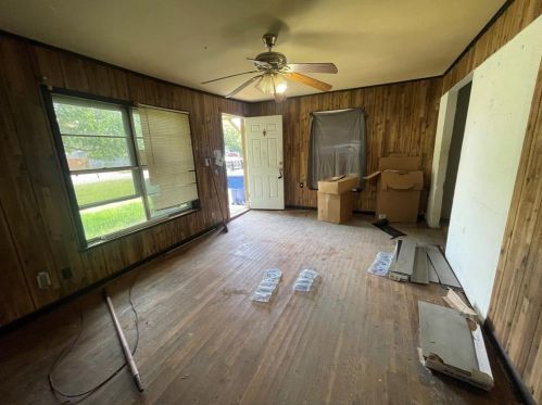 2513 Loy Lk Rd, Denison TX 75020-7144 exterior