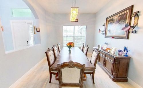 898 Curtis St, Fort Pierce FL 34983-1935 exterior