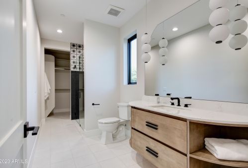 3942 Elm St, Phoenix AZ  85018-3616 exterior