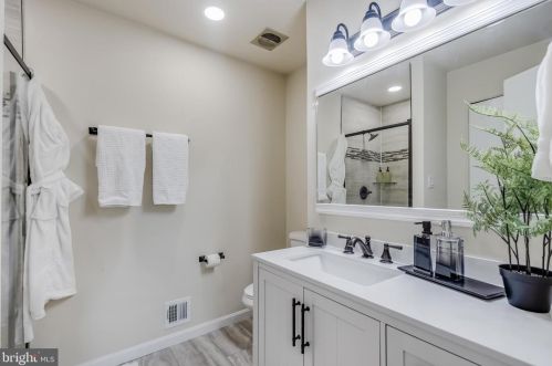 14908 Flintstone Ln, Silver Spring MD 20905-5823 exterior