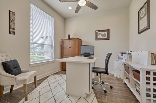 98 Lk Est Dr, Montgomery TX 77356-8066 exterior