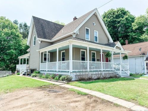 33 Winter St, Killingly CT 06239-2842 exterior