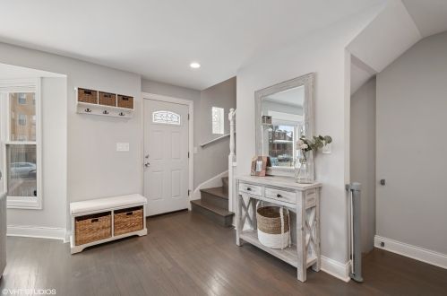 4900 Kimball Ave, Chicago, IL 60625-5111