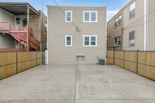 5410 Kimball Ave, Chicago IL  60625-4620 exterior