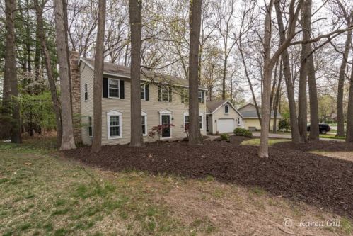 1797 Pinnacle Dr, Wyoming, MI