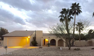 2365 Sahuaro Dr, Phoenix AZ  85028-3118 exterior