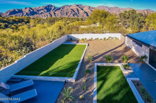 4917 Camino Arenosa, Tucson AZ  85718-6220 exterior