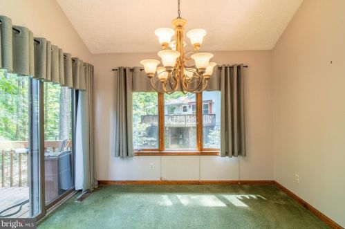 102 Tall Pne Ave, Locust Grove VA 22508-5204 exterior