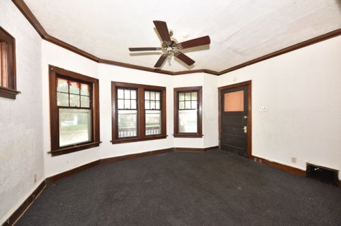 2524 38th St, Milwaukee, WI 53210-3005