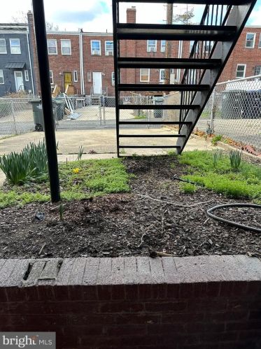 2316 13 Pl, Washington DC 20018-1110 exterior