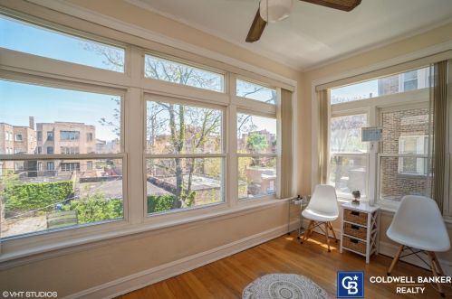 6829 Paxton Ave, Chicago IL 60649-3212 exterior