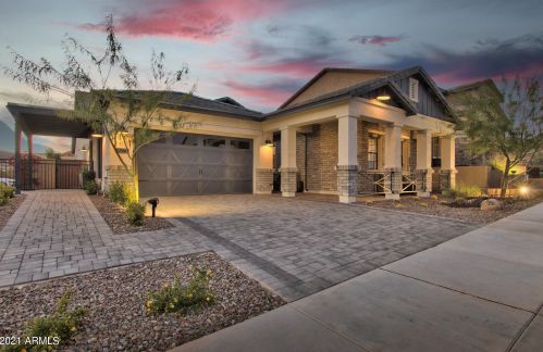 621 Ashurst Dr, Phoenix, AZ 85048